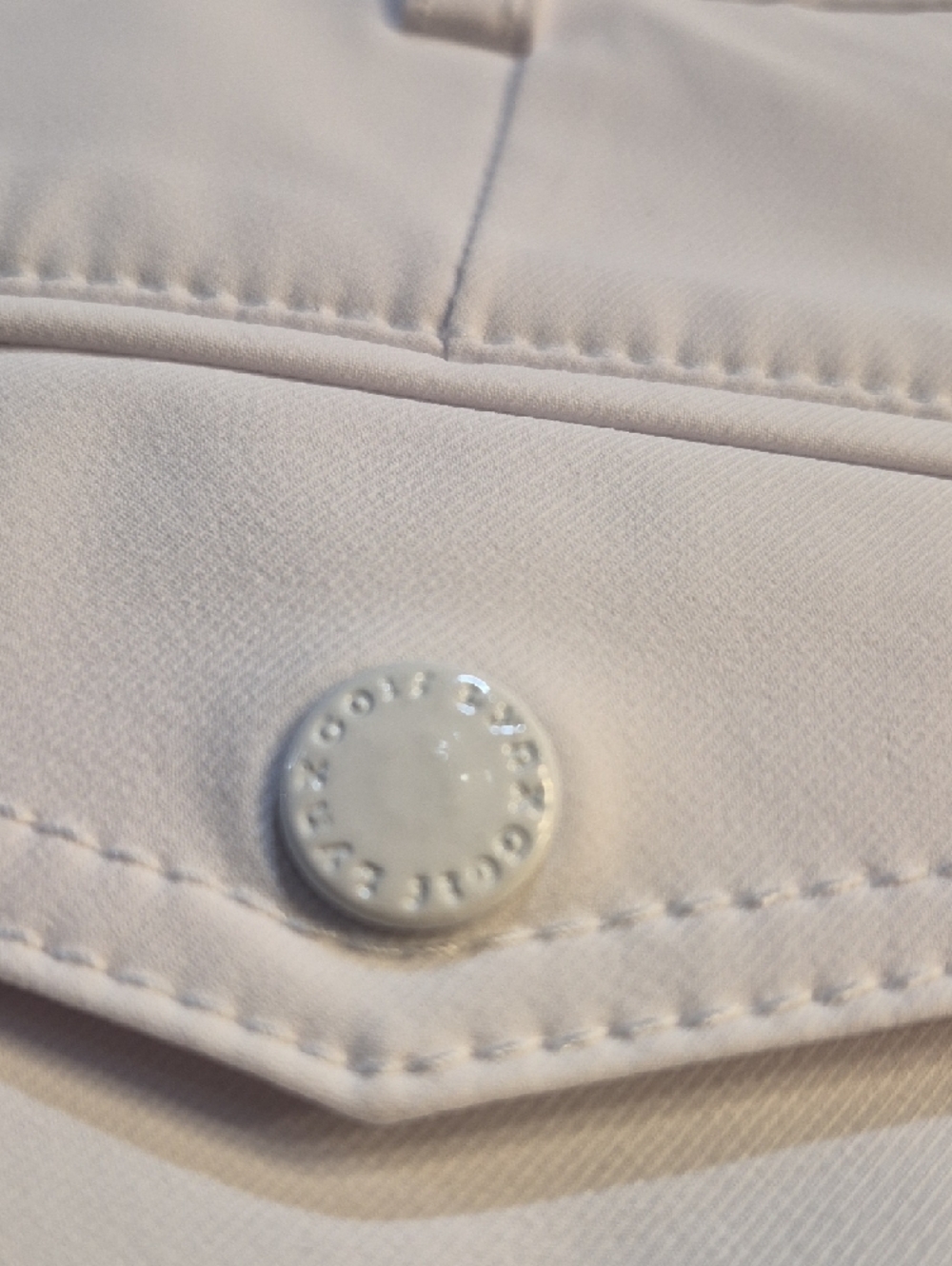 White Embroidered Cat-Pattern Golf Skort - Picture 4 of 12